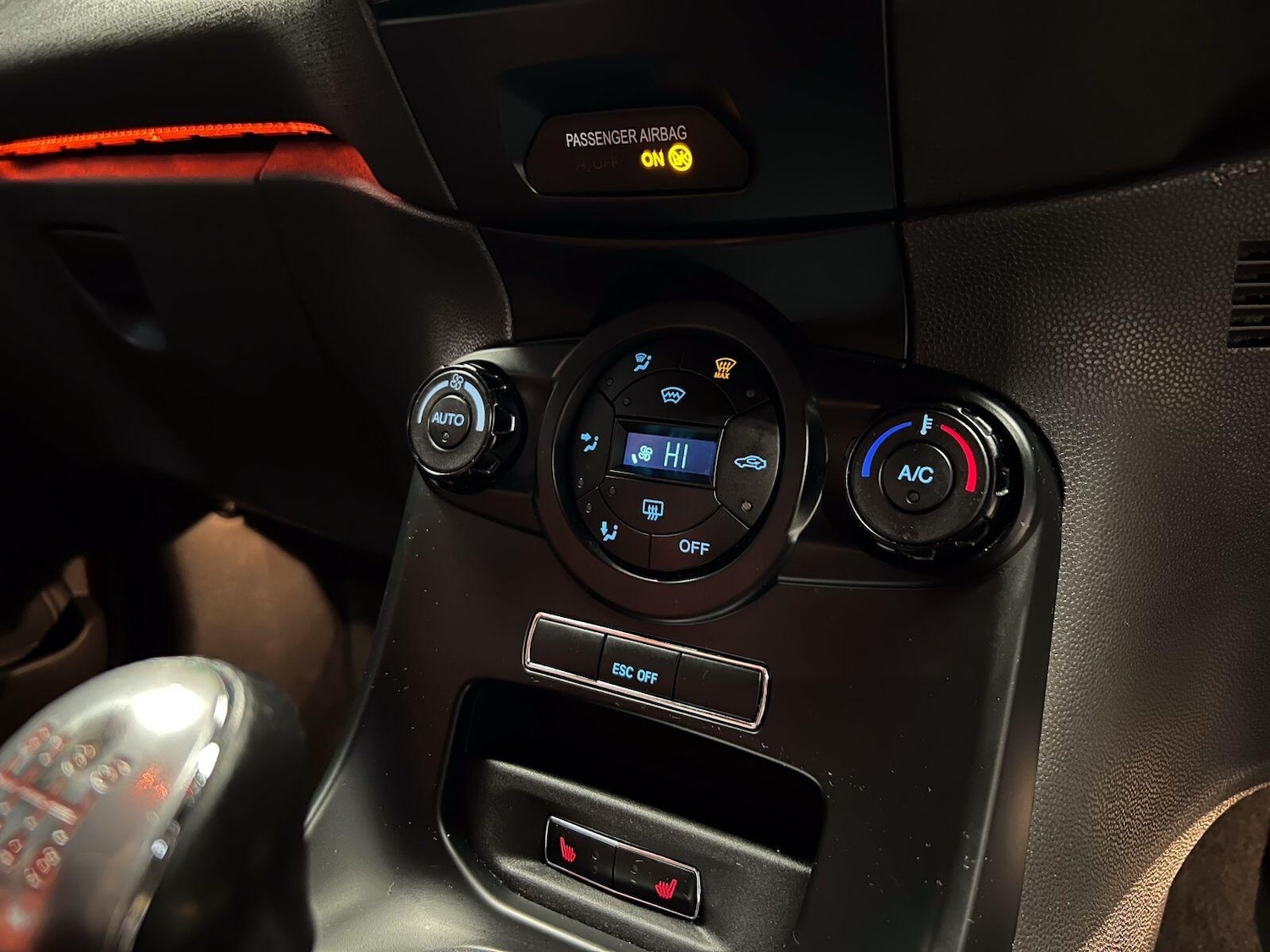 Used Ford Fiesta 2015 for sale - 77412002: Photo 19