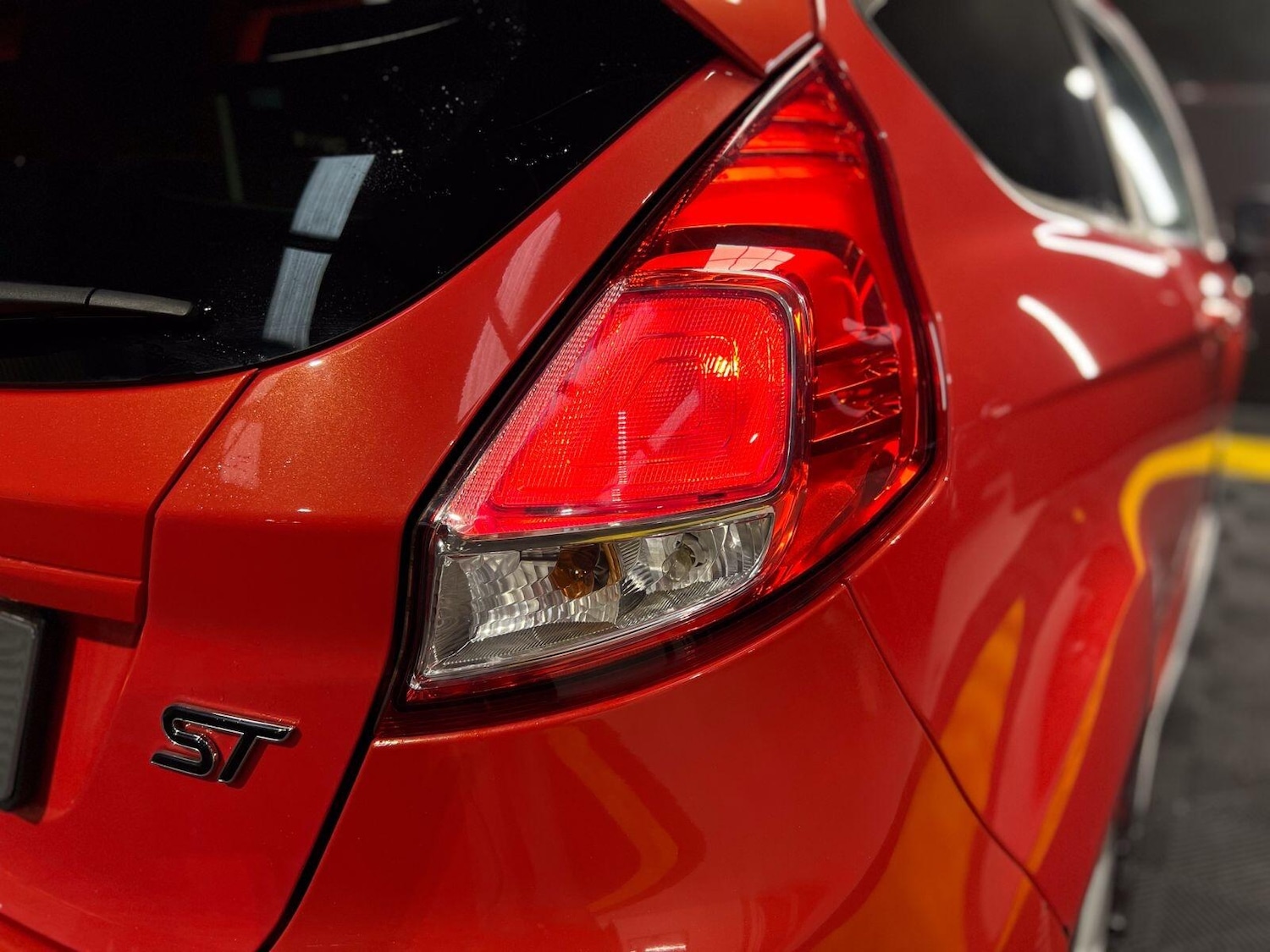 Used Ford Fiesta 2015 for sale - 77412002: Photo 32