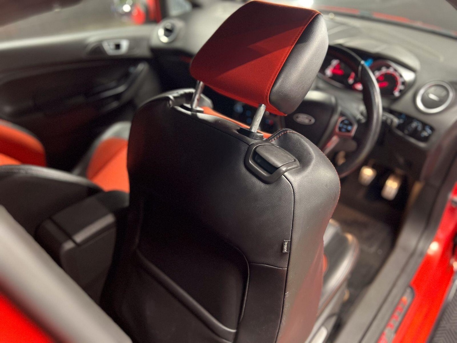 Used Ford Fiesta 2015 for sale - 77412002: Photo 42