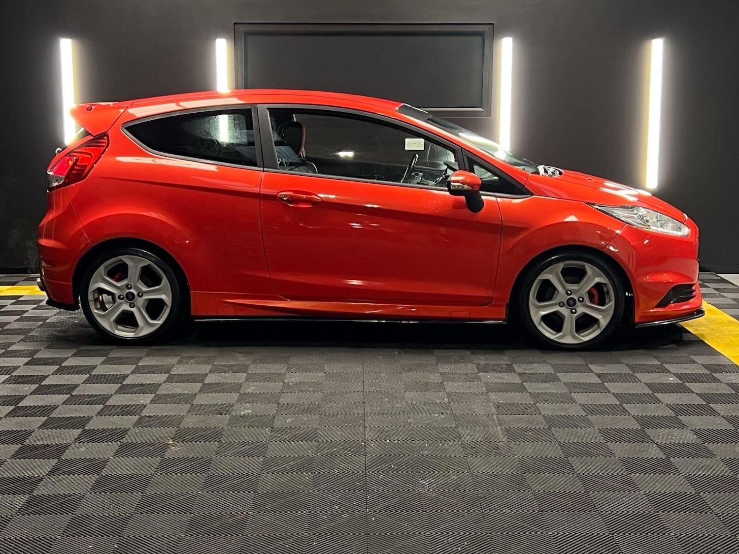 Used Ford Fiesta 2015 for sale - 77412002: Photo 5