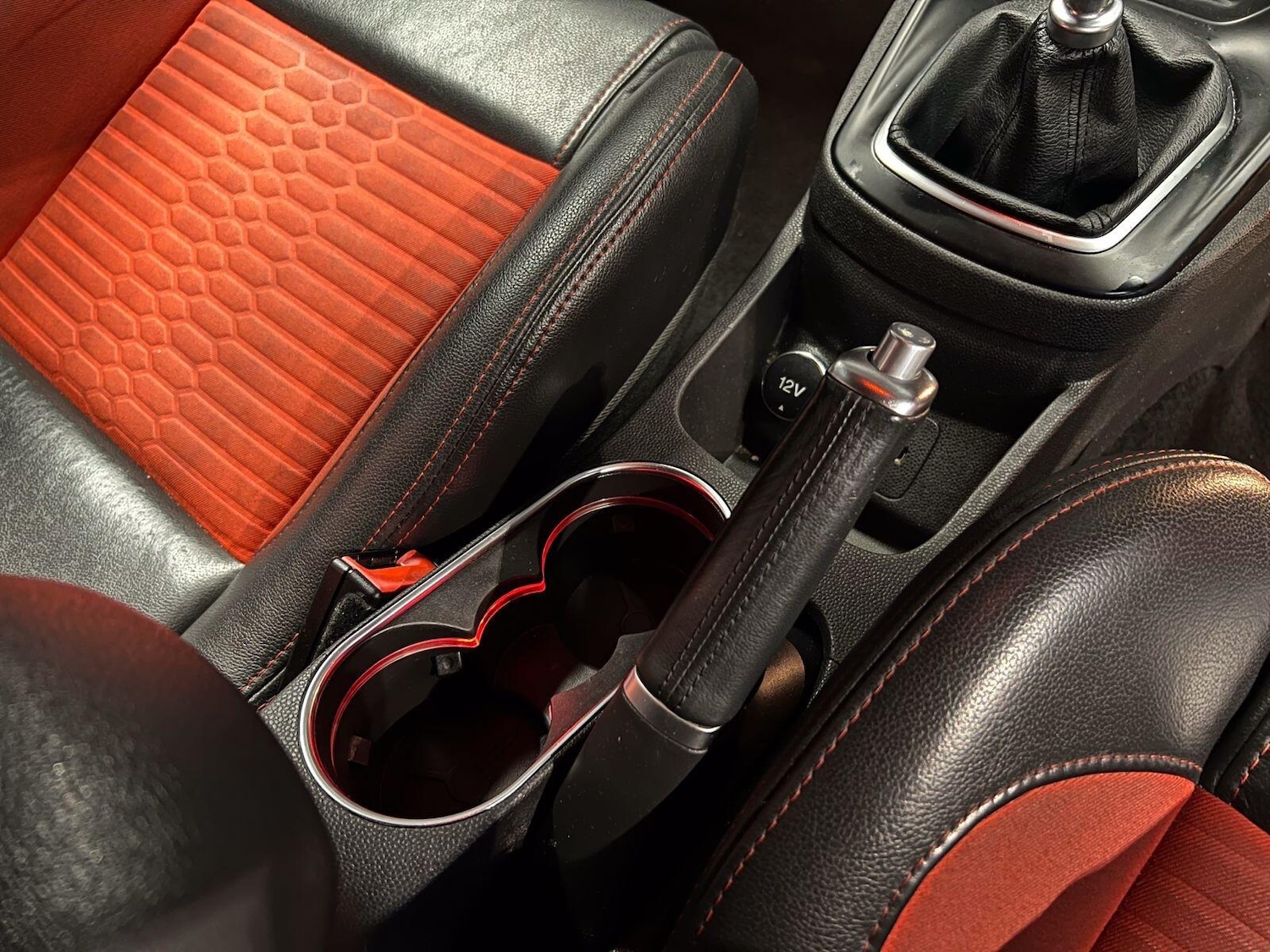 Used Ford Fiesta 2015 for sale - 77412002: Photo 9