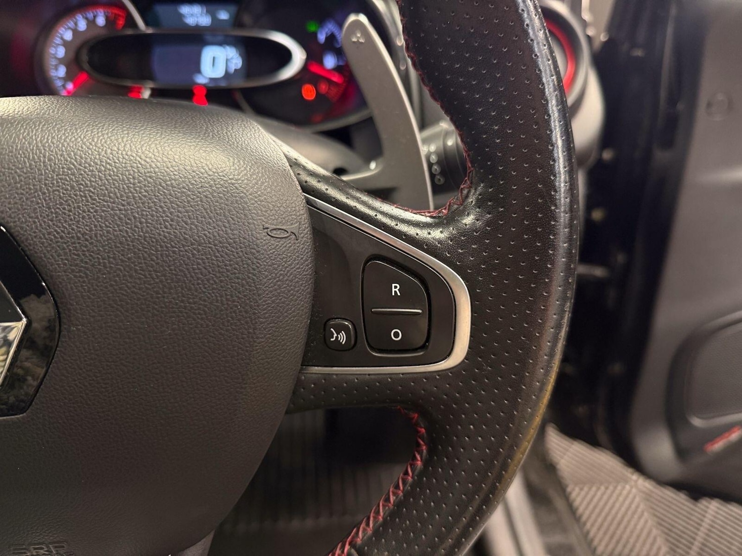 Used Renault Clio for sale - 77597719: Photo 20