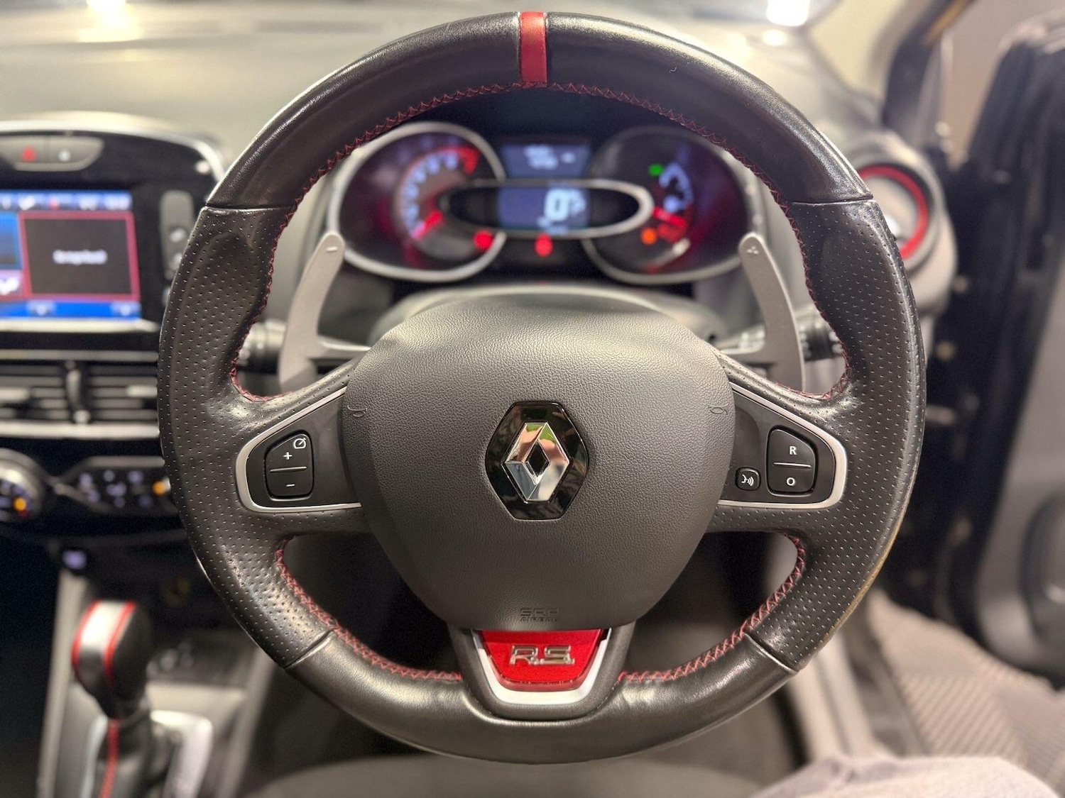 Used Renault Clio for sale - 77597719: Photo 27