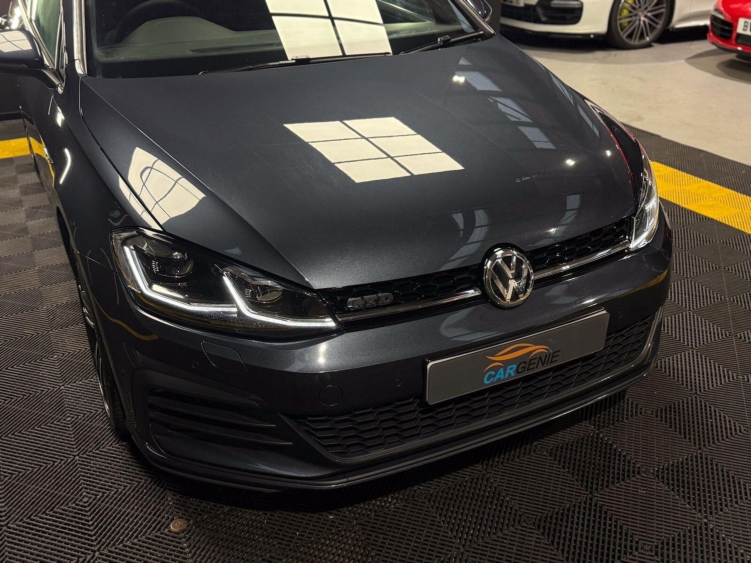 Used Volkswagen Golf 2019 for sale - 77344539: Photo 2