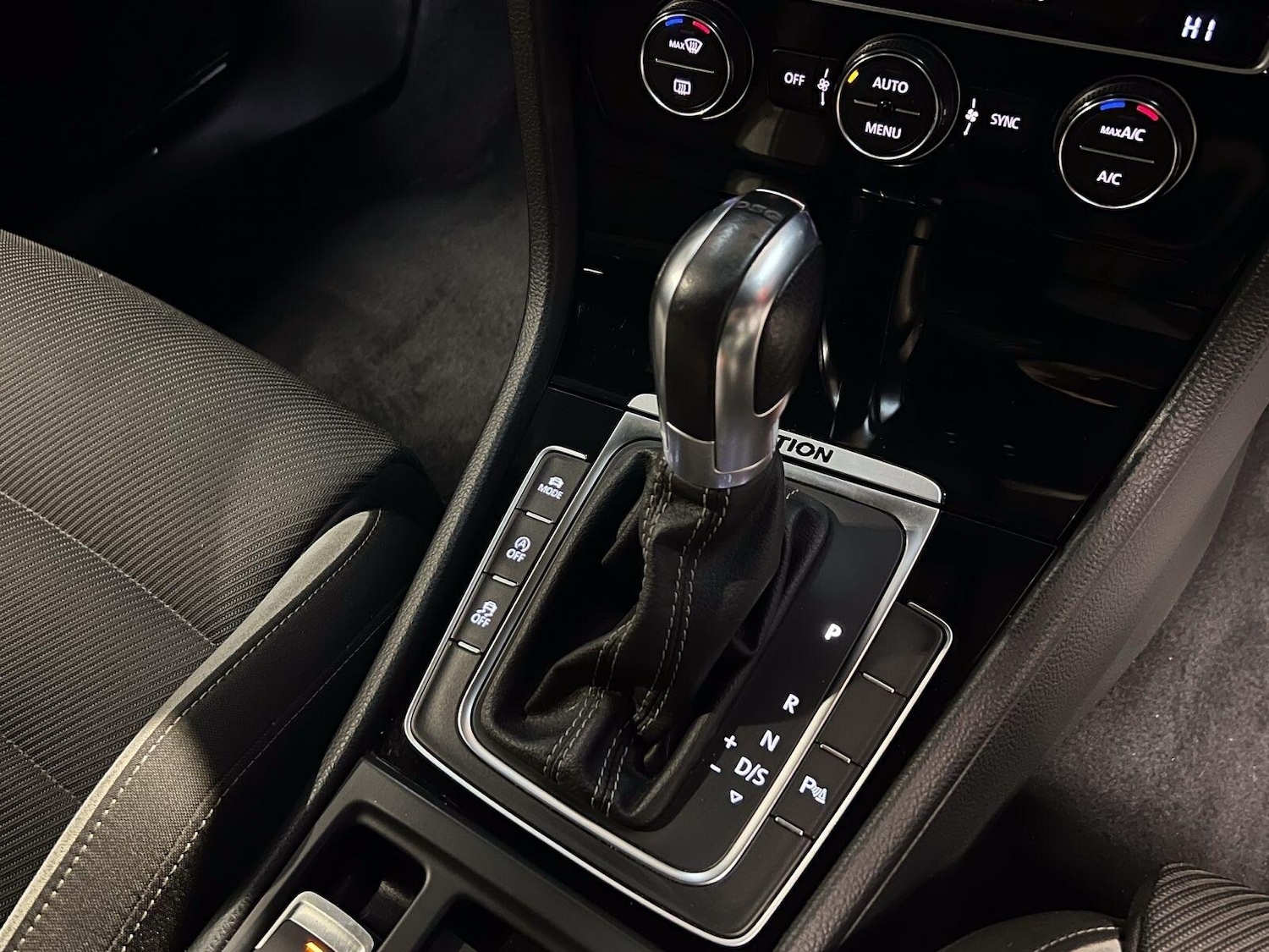 Used Volkswagen Golf 2015 for sale - 77395839: Photo 8