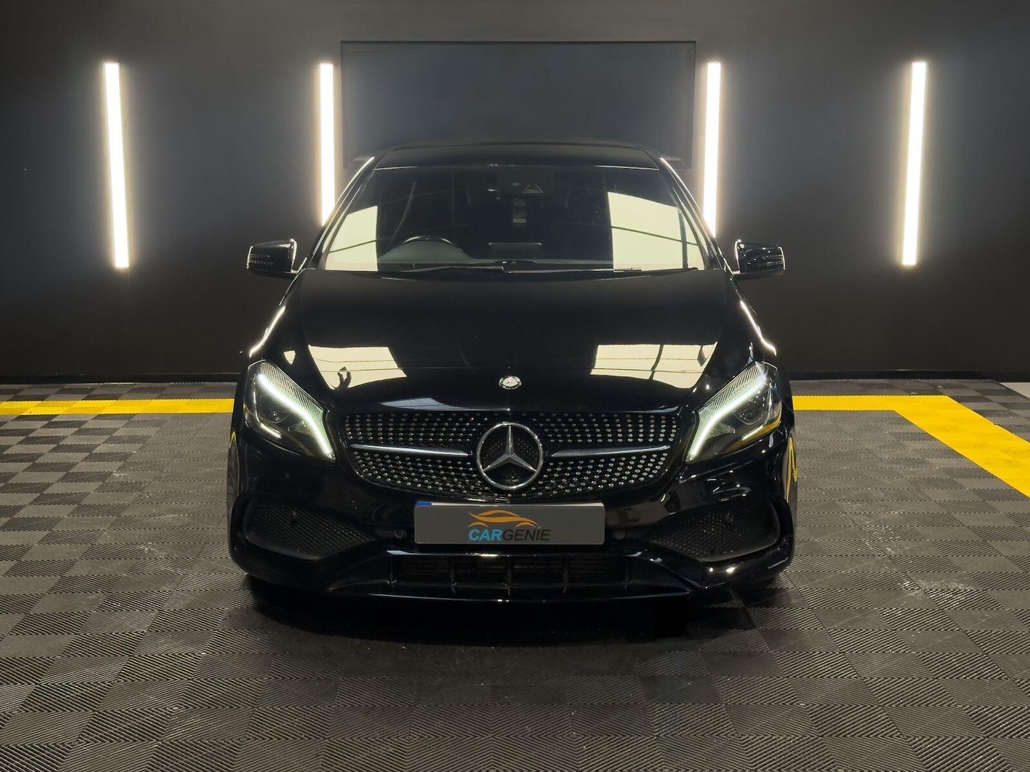 Used Mercedes-Benz A-Class for sale - 77496722: Photo 2