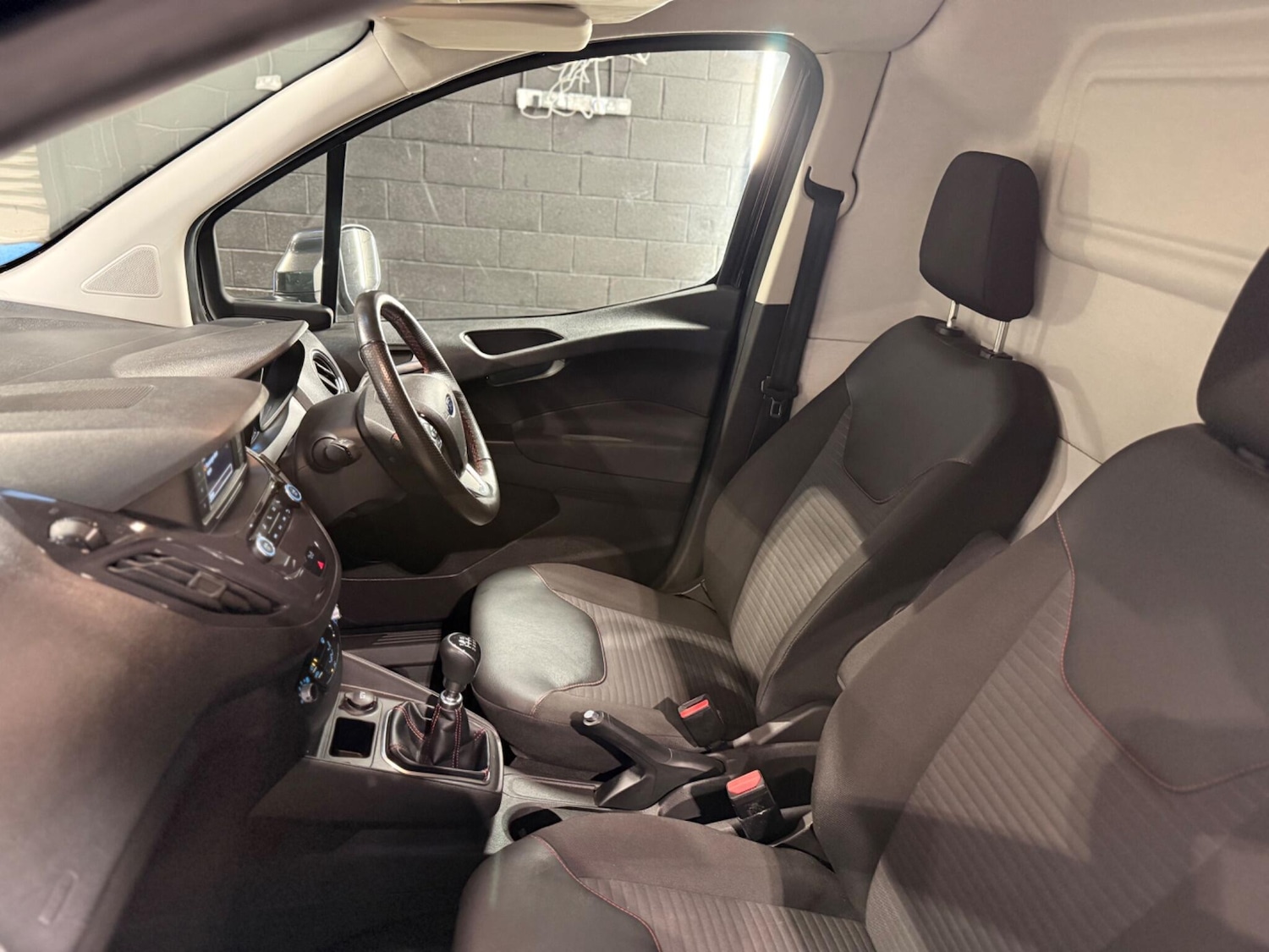 Used Ford Transit Courier for sale - 77267764: Photo 17