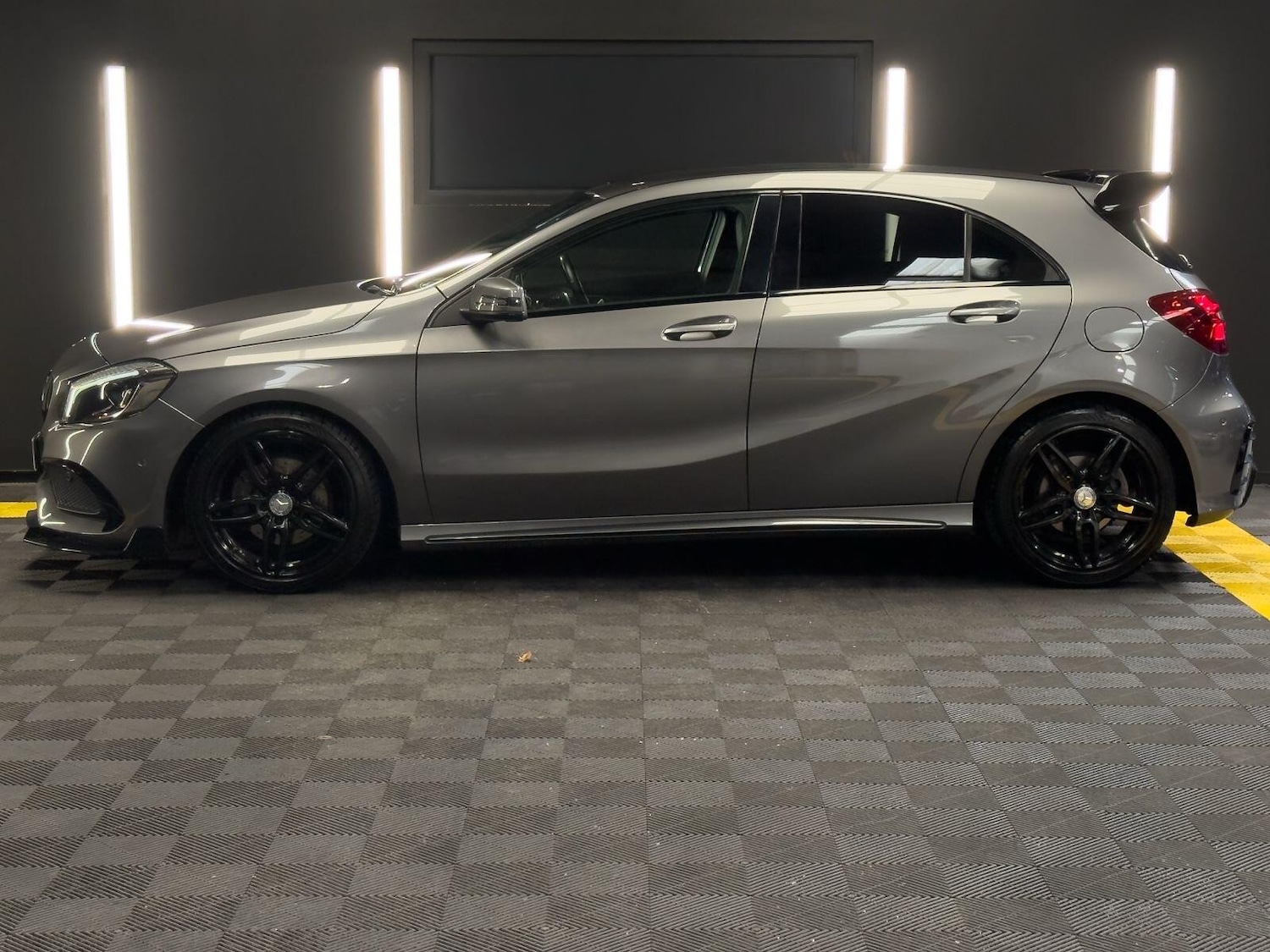 Used Mercedes-Benz A-Class 2016 for sale - 78185009: Photo 3