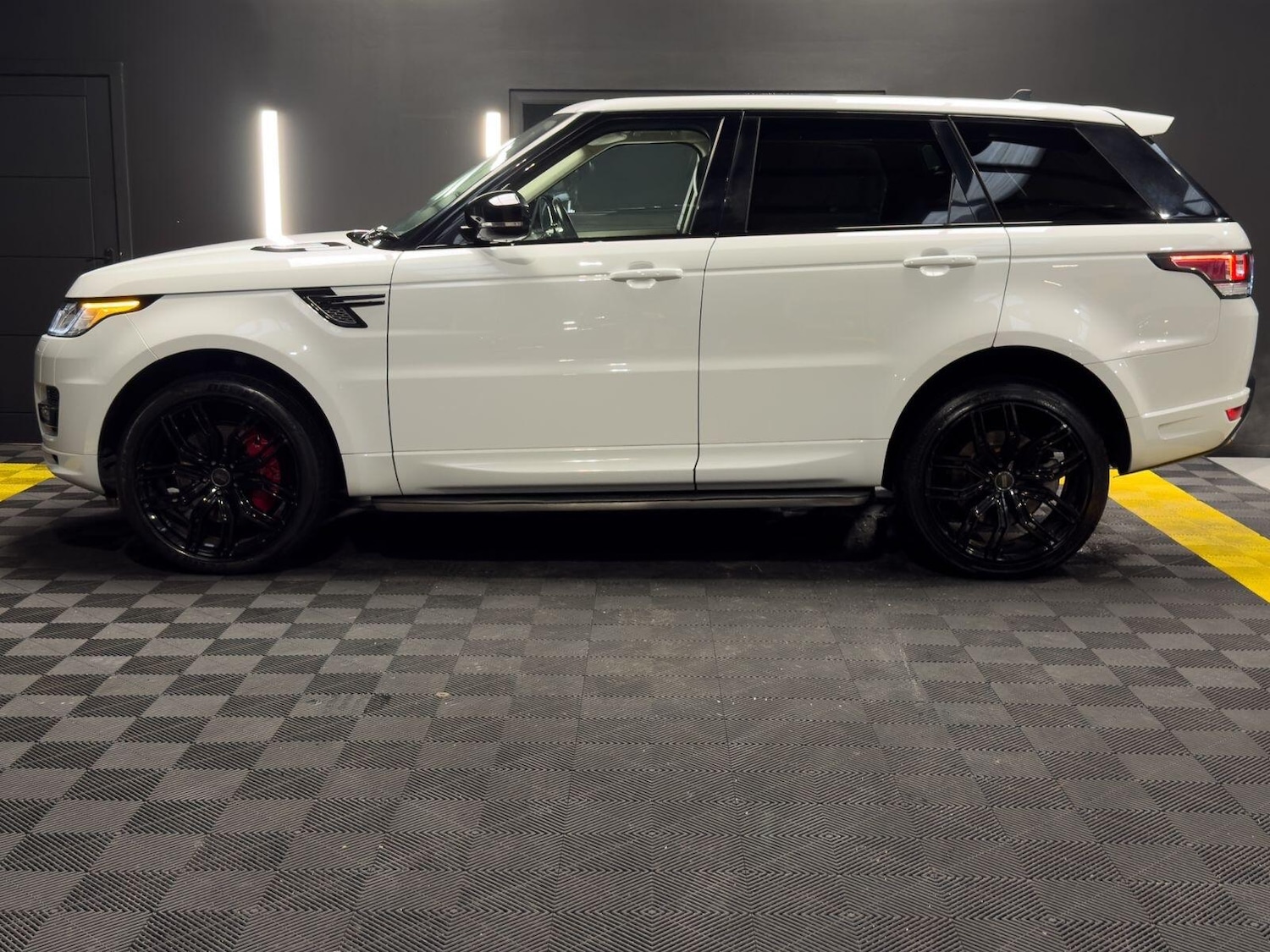 Used Land Rover Range Rover Sport for sale - 77496744: Photo 3