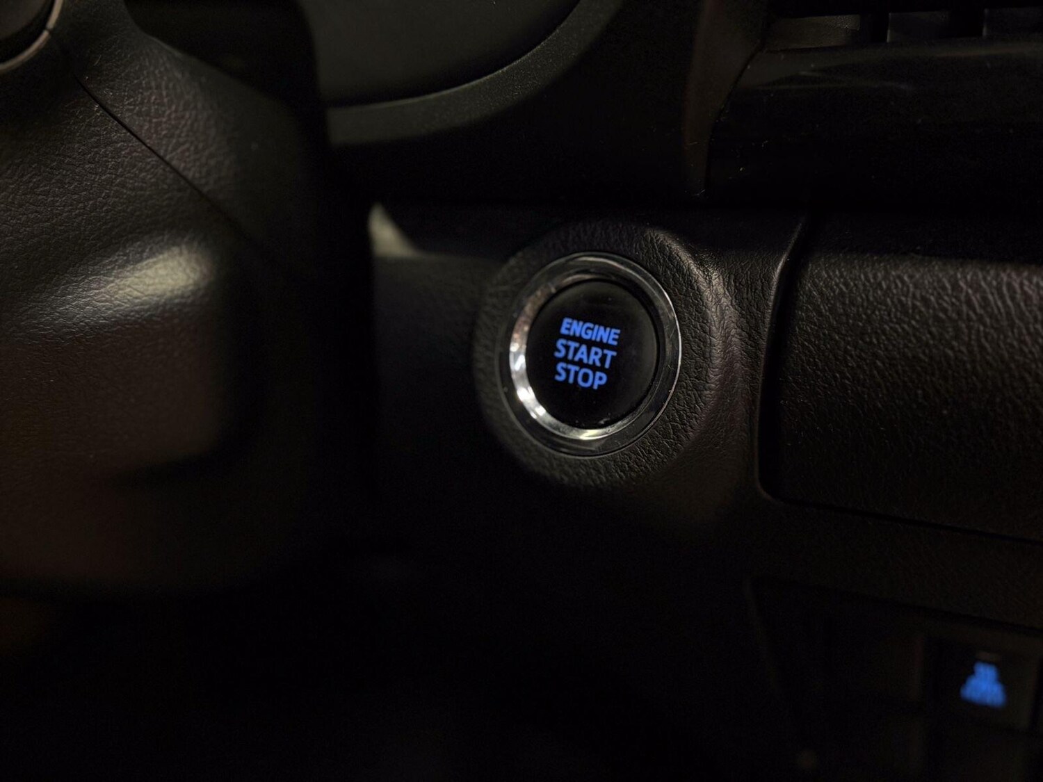 Used Toyota Hilux for sale - 77671316: Photo 13