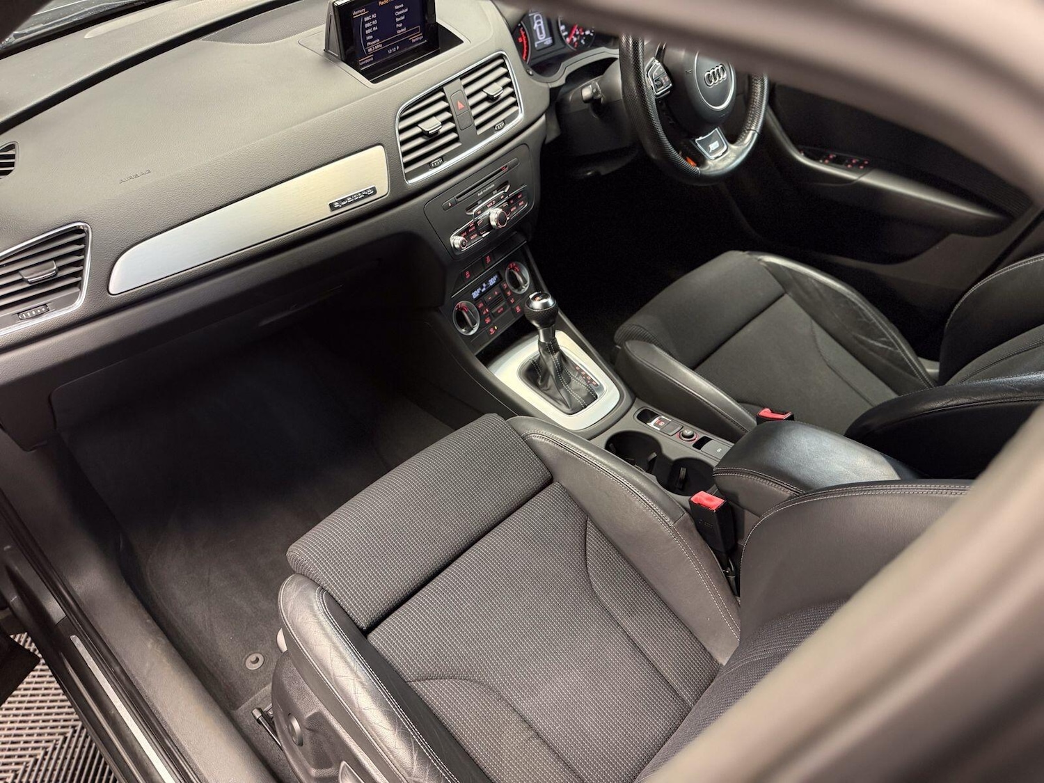 Used Audi Q3 for sale - 78007654: Photo 27