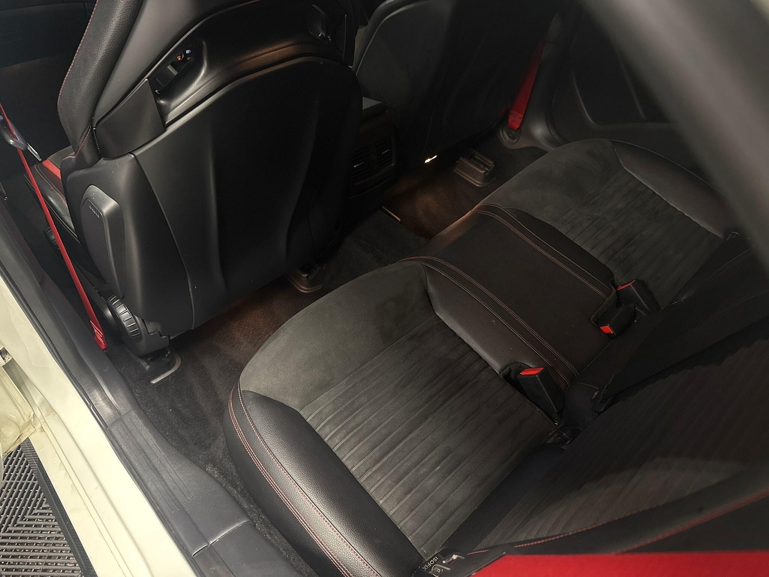 Used Mercedes-Benz A-Class 2013 for sale - 77468079: Photo 16