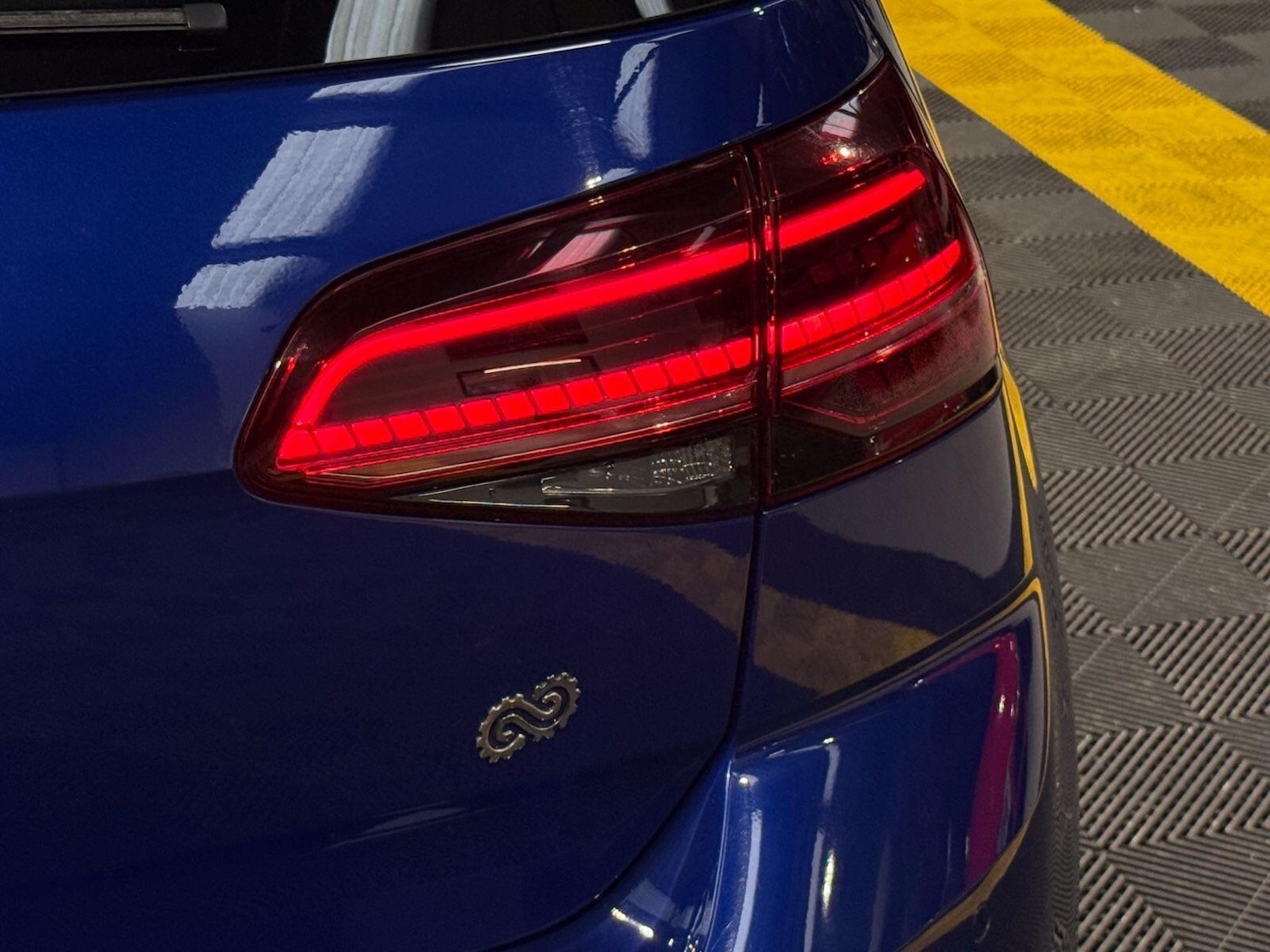 Used Volkswagen Golf 2018 for sale - 77695906: Photo 37