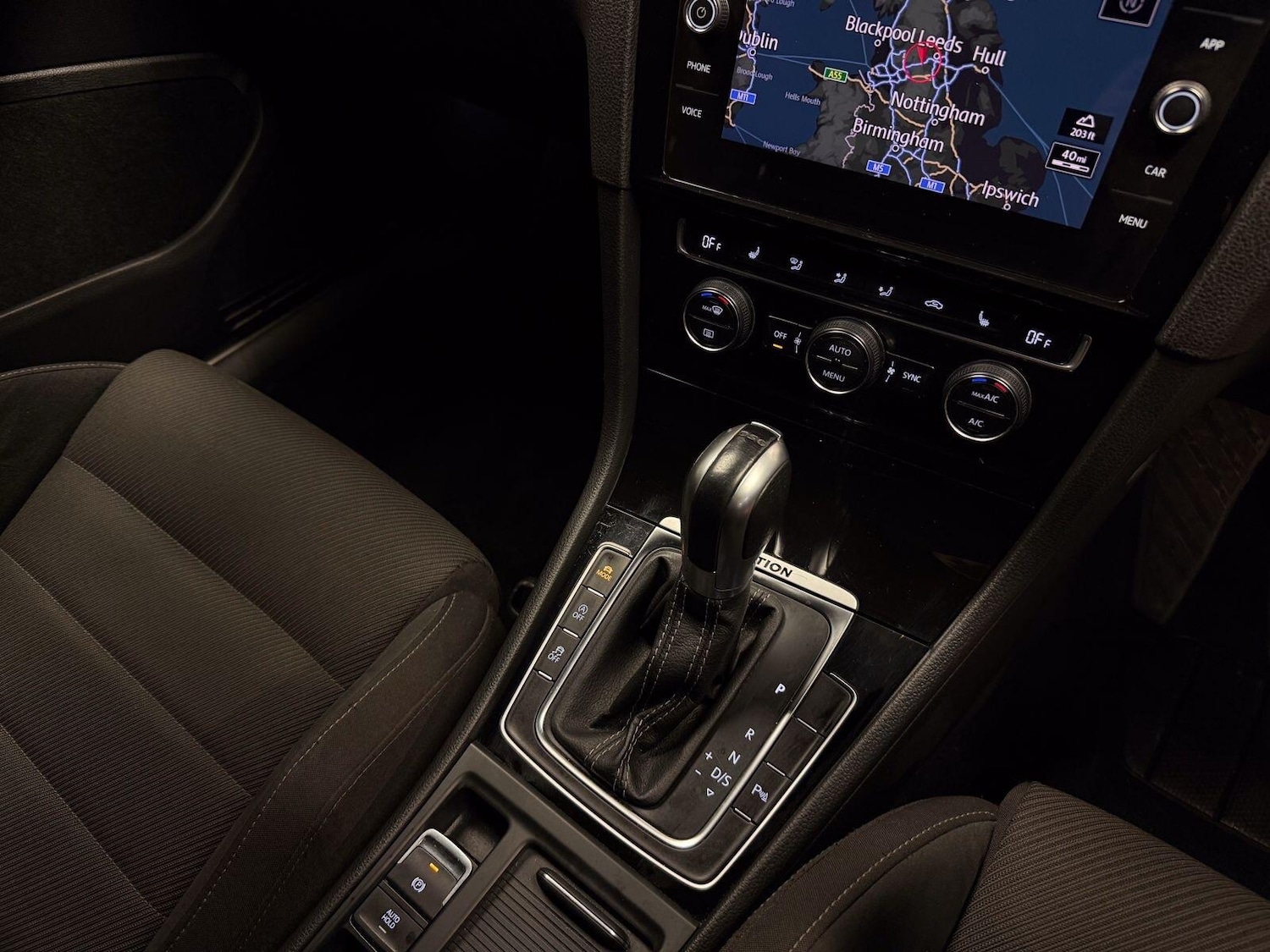 Used Volkswagen Golf 2018 for sale - 77695906: Photo 8