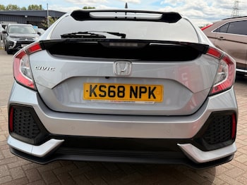 Used Honda Civic 2018 for sale - 75610544: Photo