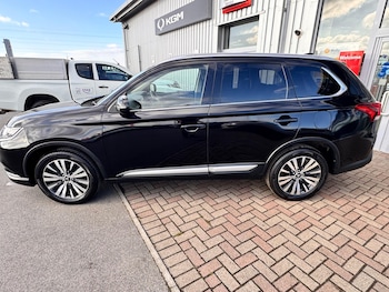 Used Mitsubishi Outlander 2019 for sale - 75734429: Photo