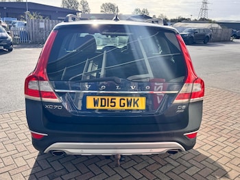 Used Volvo XC70 2015 for sale - 75891871: Photo