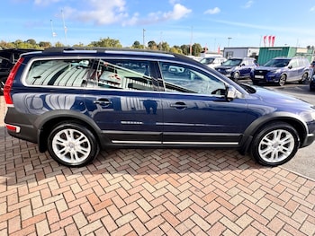Used Volvo XC70 2015 for sale - 75891871: Photo