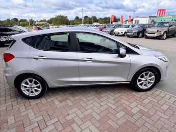 Used Ford Fiesta 2019 for sale - 75610547: Photo