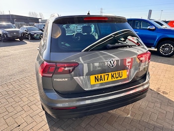 Used Volkswagen Tiguan 2017 for sale - 75565673: Photo