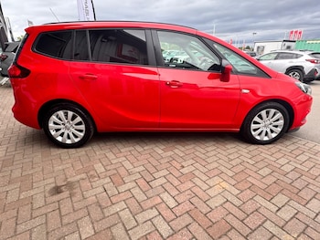 Used Vauxhall Zafira Tourer 2016 for sale - 75579825: Photo