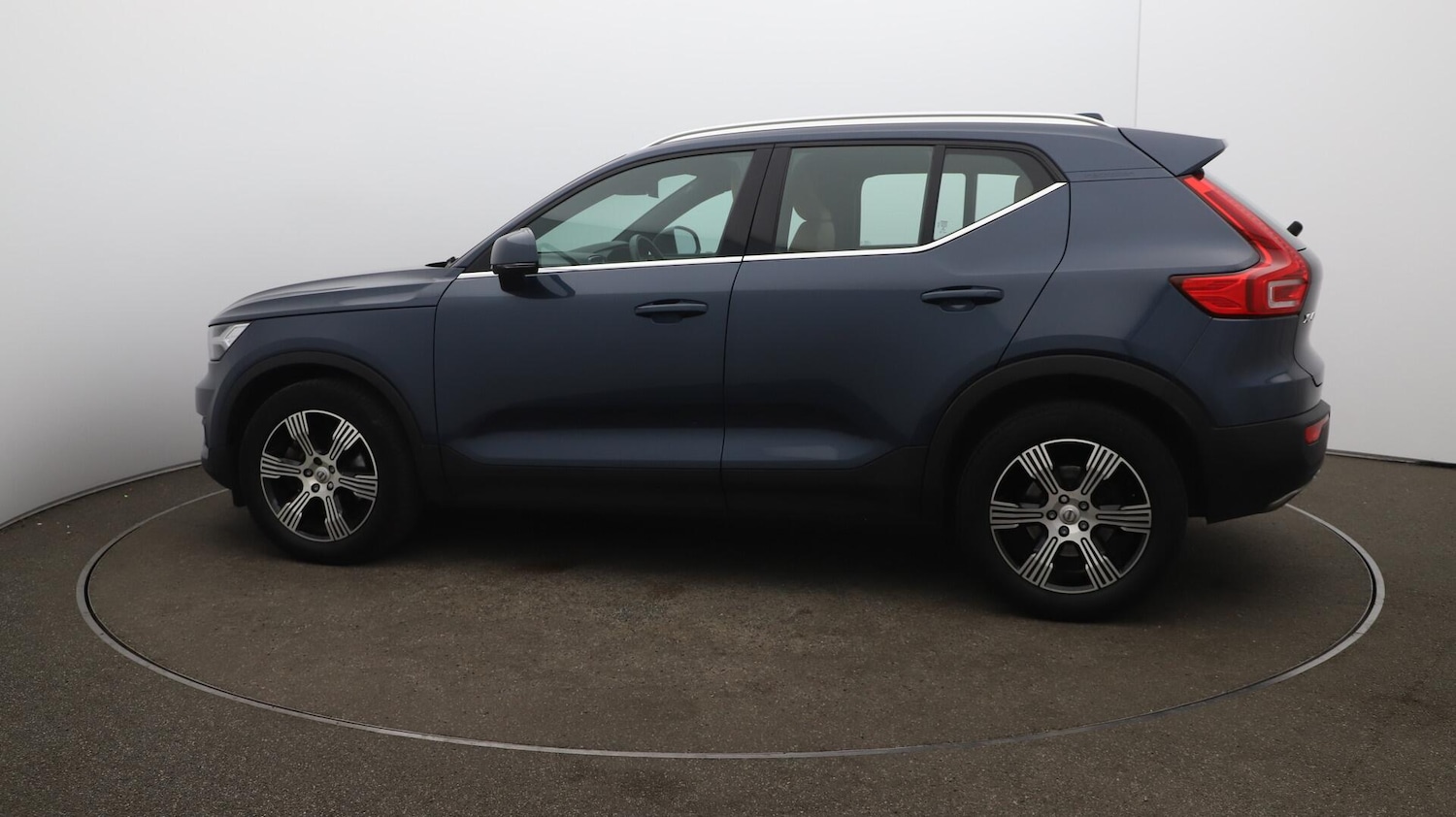 Used Volvo XC40 2020 for sale - 76085215: Photo 57