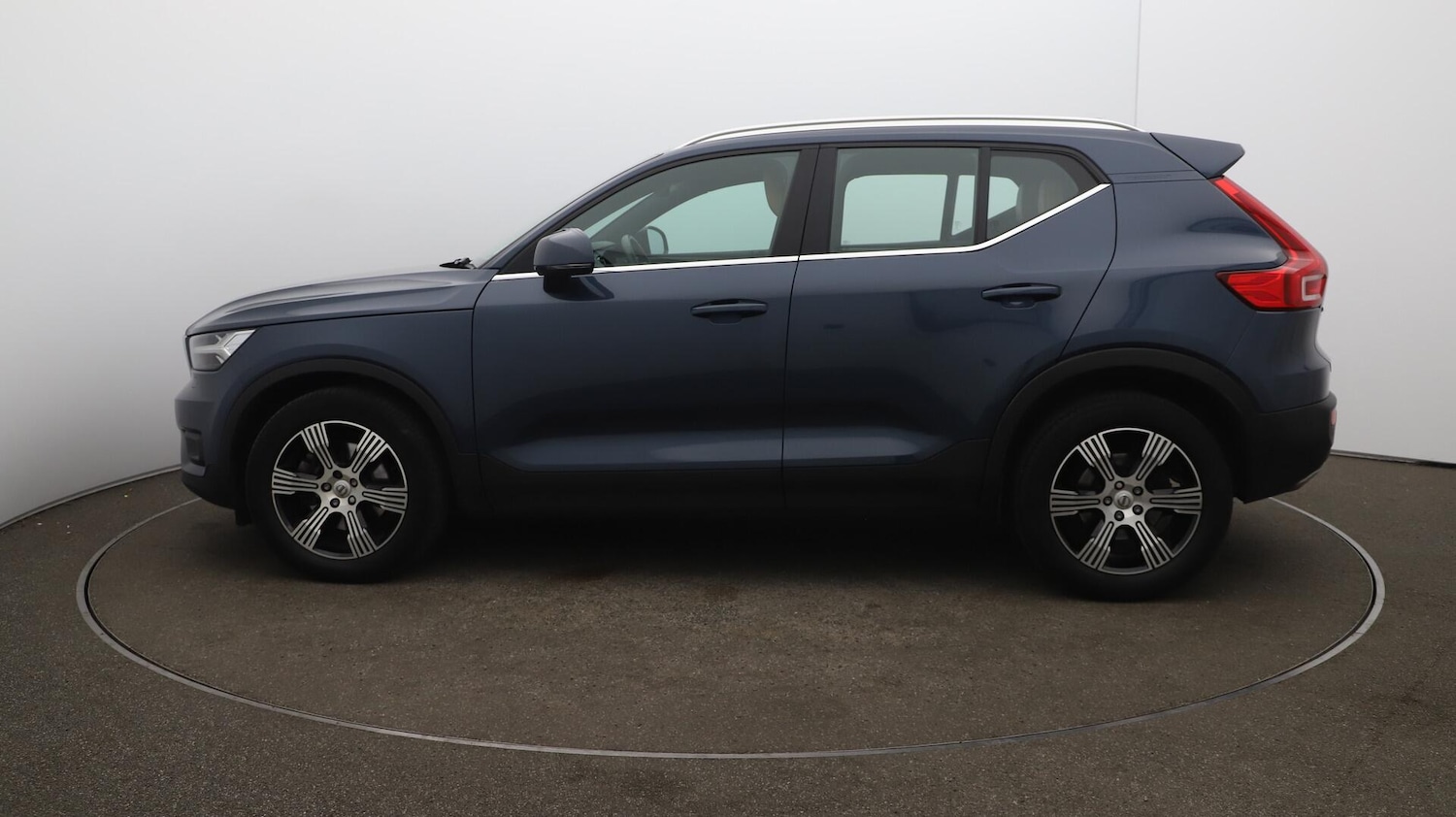 Used Volvo XC40 2020 for sale - 76085215: Photo 63