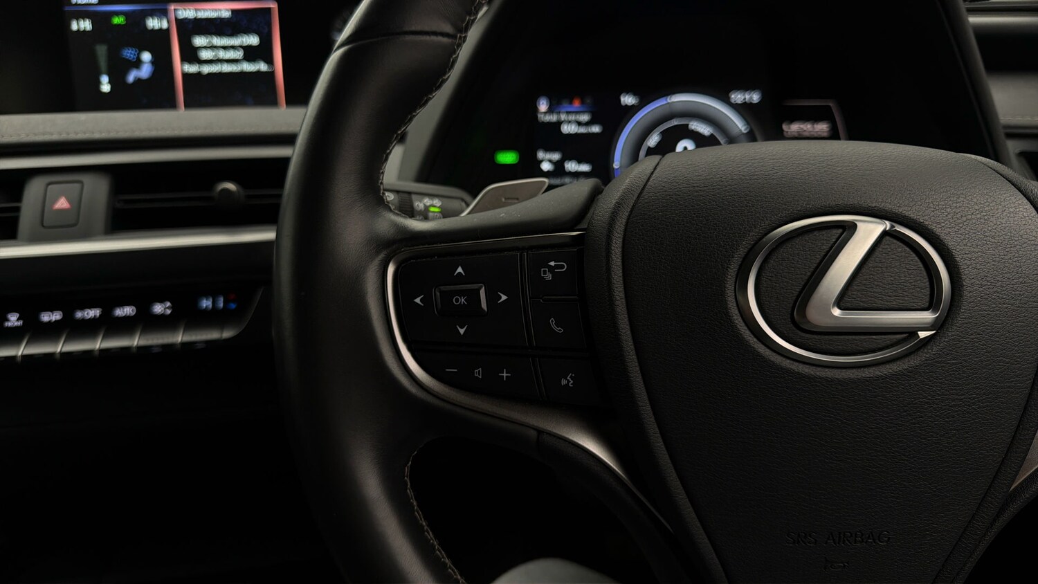 Used Lexus UX 2023 for sale - 77997015: Photo 23