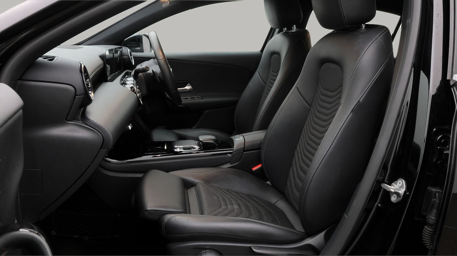 Used Mercedes-Benz A-Class 2019 for sale - 77641842: Photo 14