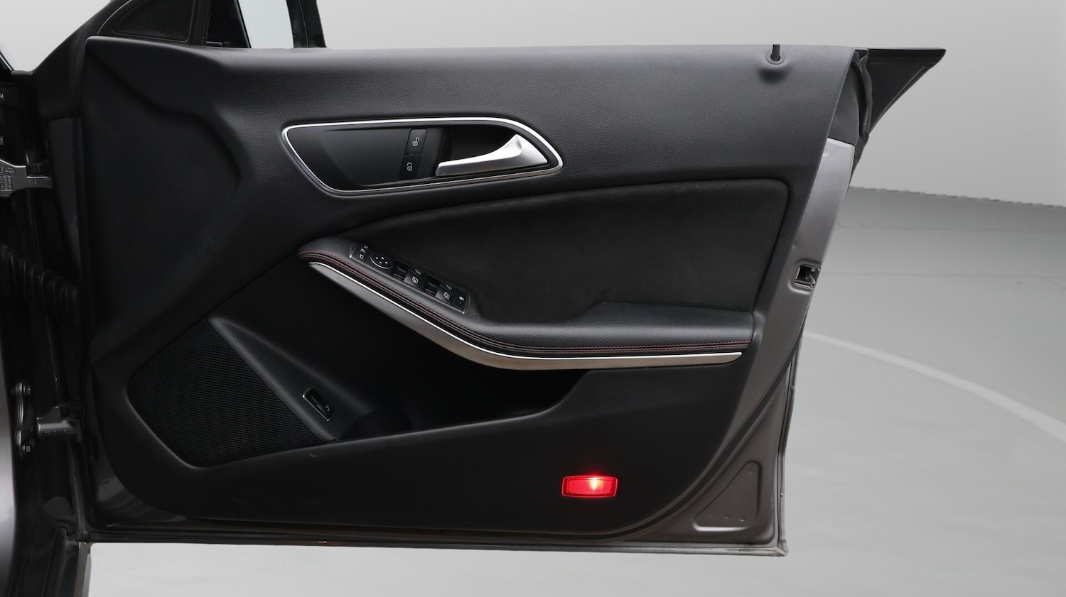 Used Mercedes-Benz CLA 2018 for sale - 76573272: Photo 16