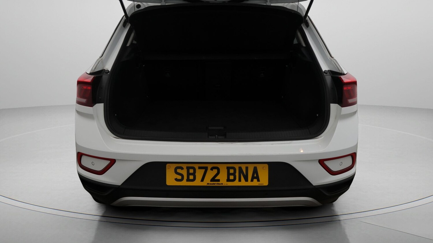 Used Volkswagen T-Roc 2023 for sale - 77747615: Photo 17