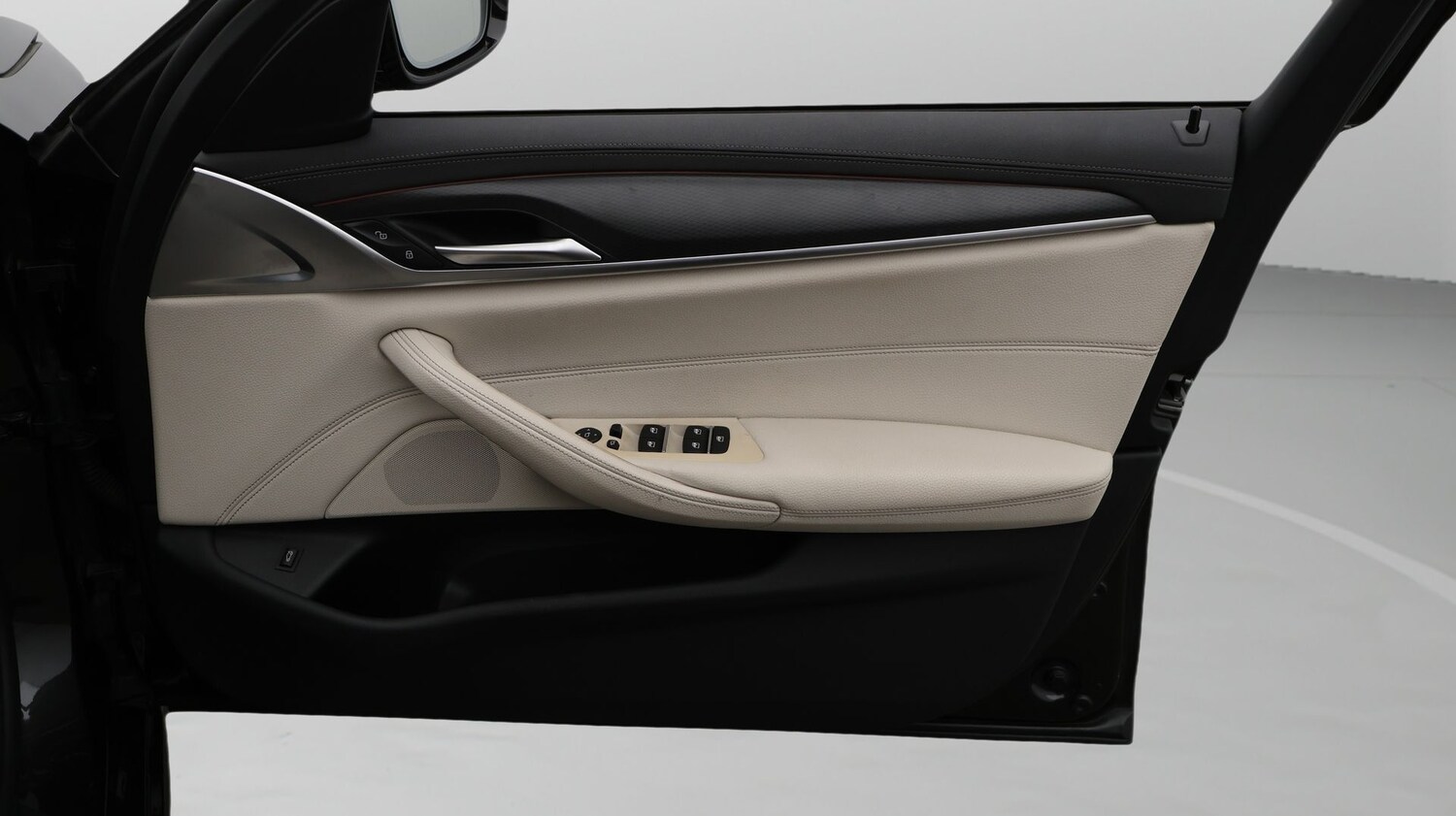 Used BMW 5 Series for sale - 77368046: Photo 15