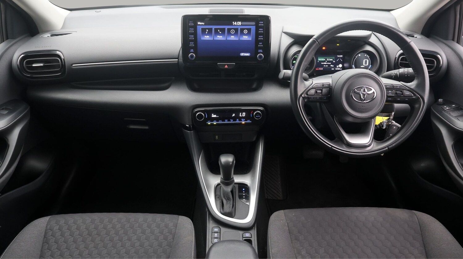 Used Toyota Yaris 2022 for sale - 77465907: Photo 13