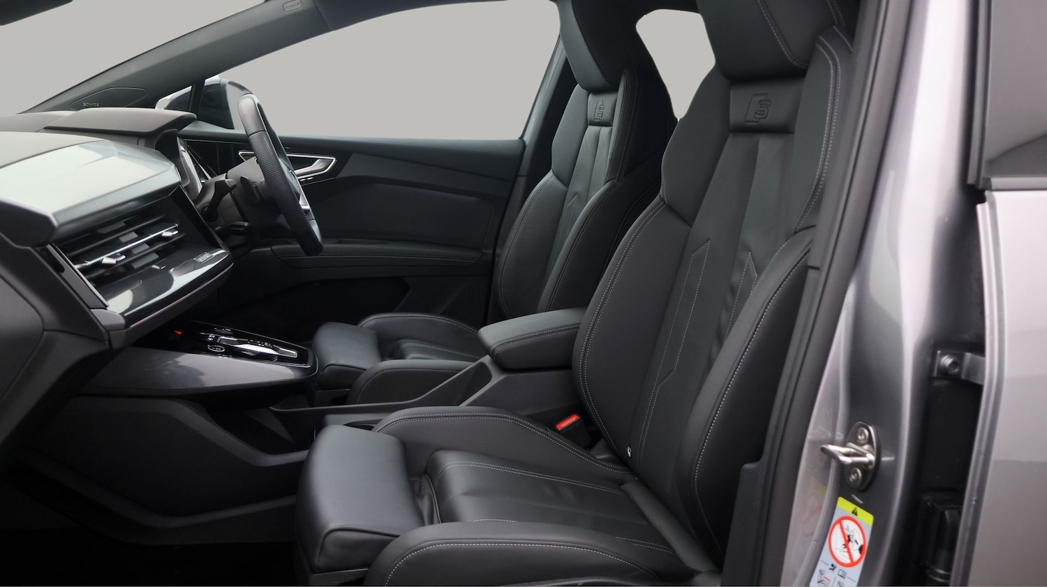 Used Audi Q4 e-tron 2024 for sale - 77208152: Photo 14