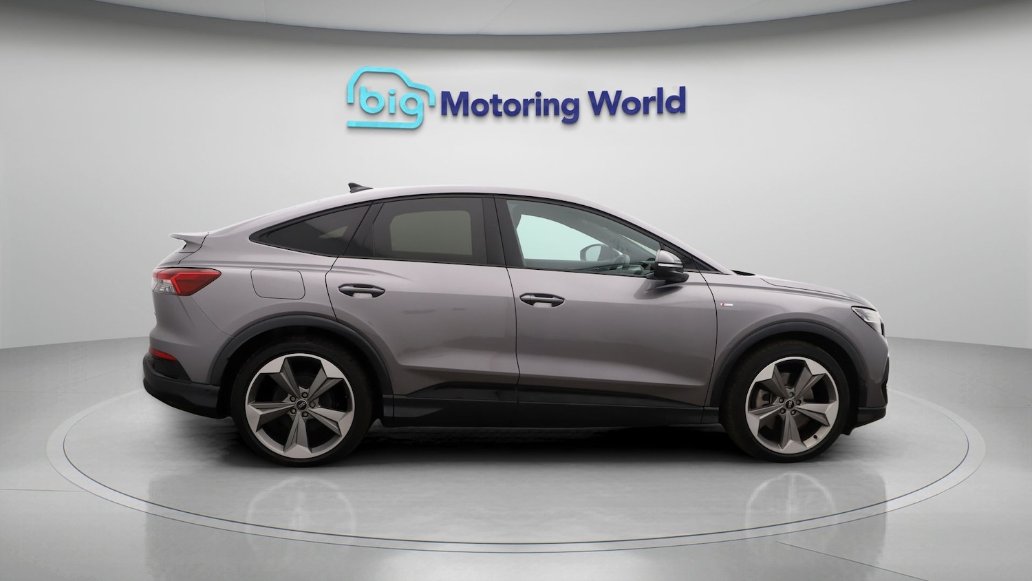 Used Audi Q4 e-tron 2024 for sale - 77208152: Photo 8