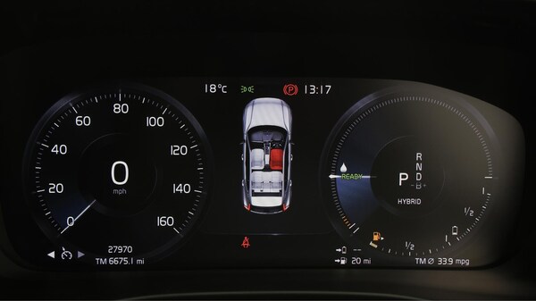 Used Volvo XC40 2021 for sale - 76326287: Photo 11