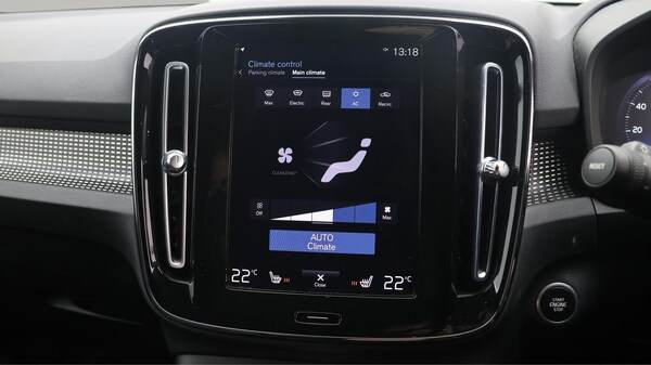 Used Volvo XC40 2021 for sale - 76326287: Photo 13