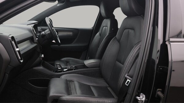Used Volvo XC40 2021 for sale - 76326287: Photo 15