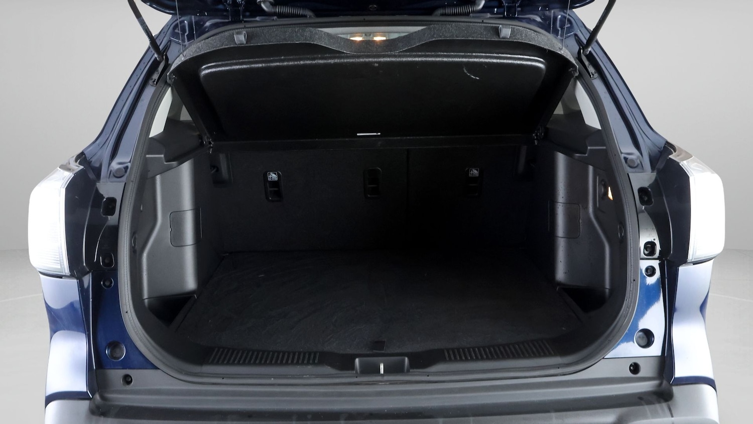 Used Suzuki SX4 S-Cross 2023 for sale - 77745301: Photo 16