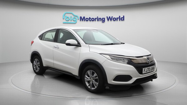 Used Honda HR-V 2020 for sale - 76247890: Photo 2
