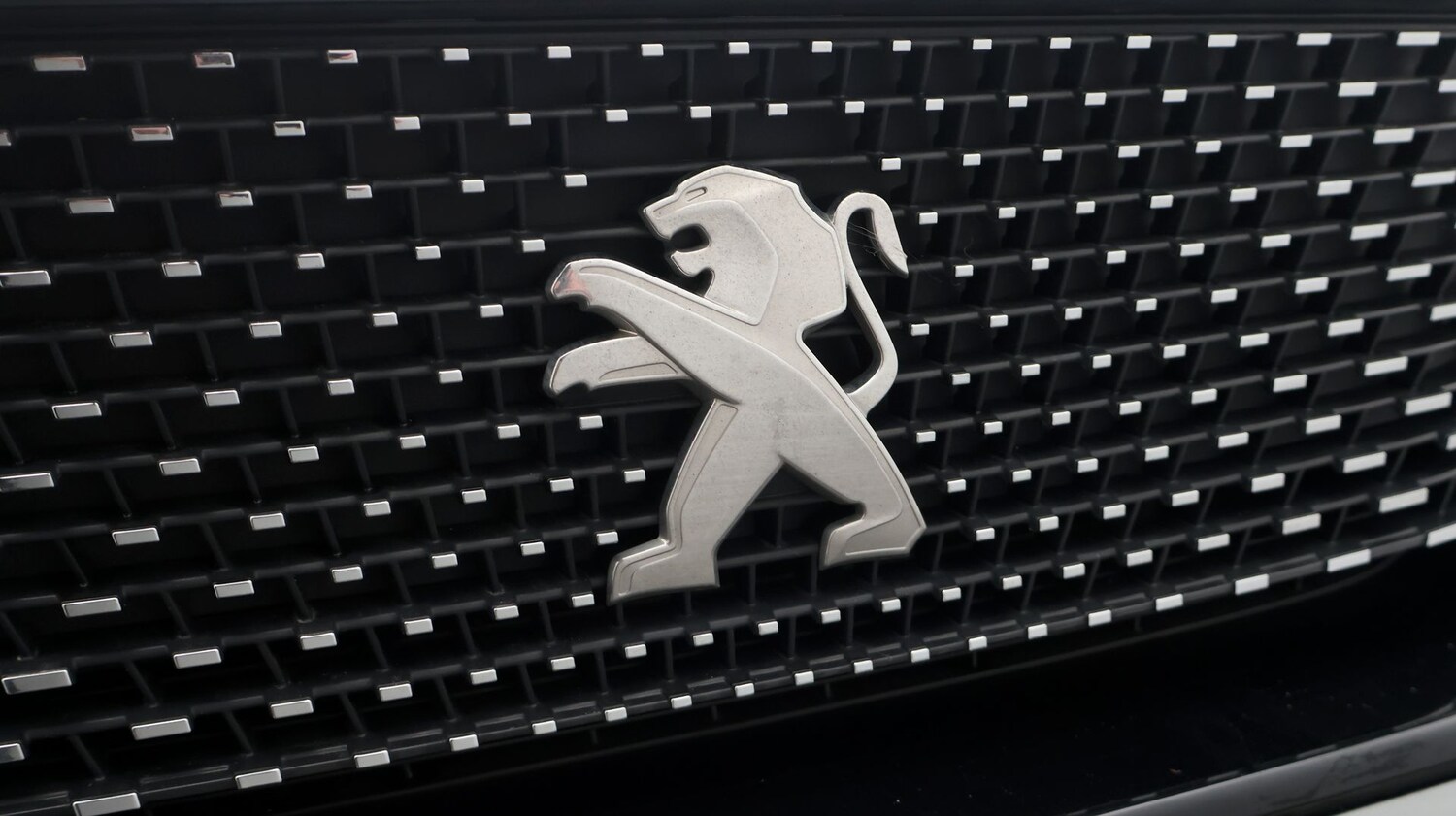 Used Peugeot 3008 2023 for sale - 77201671: Photo 25