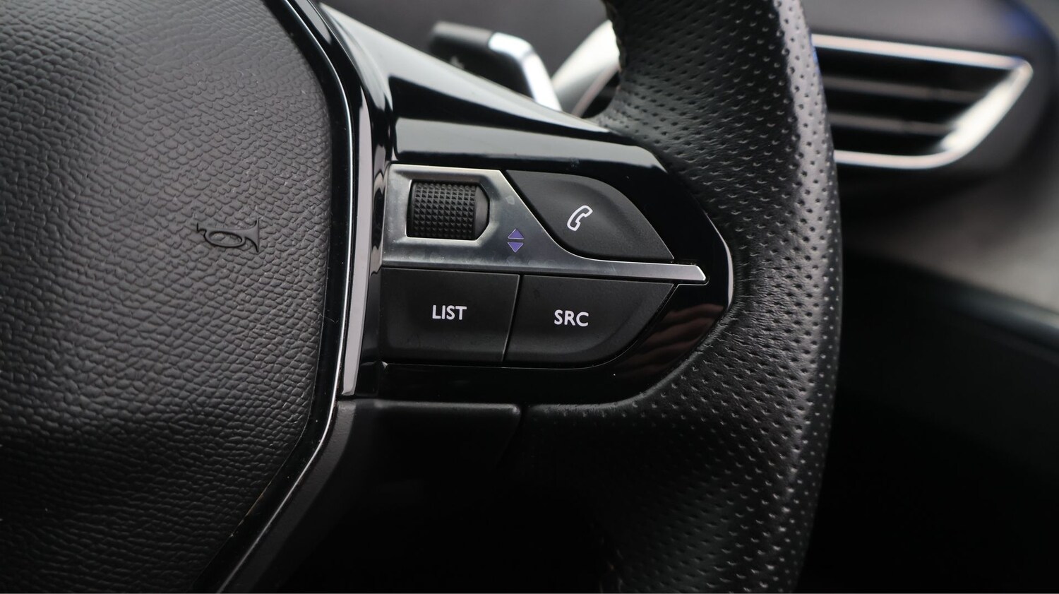 Used Peugeot 3008 2023 for sale - 77201671: Photo 27