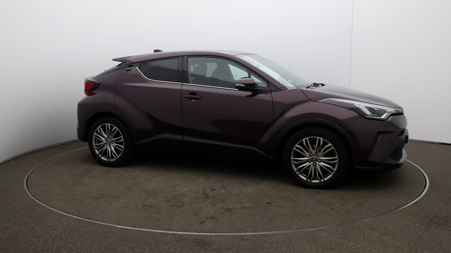 Used Toyota C-HR 2023 for sale - 76809706: Photo 32