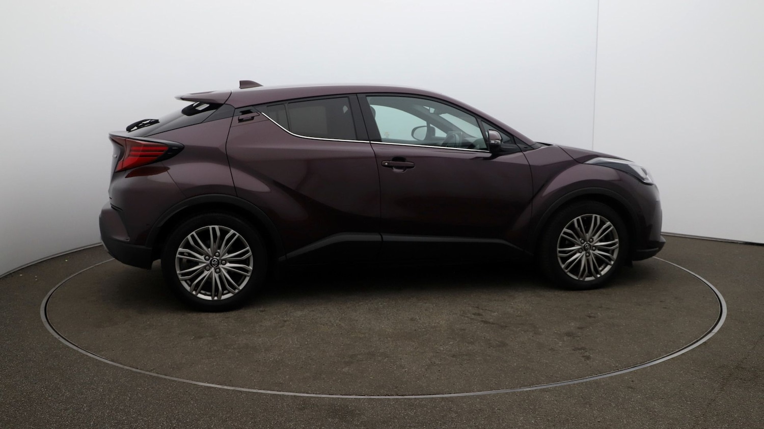 Used Toyota C-HR 2023 for sale - 76809706: Photo 40