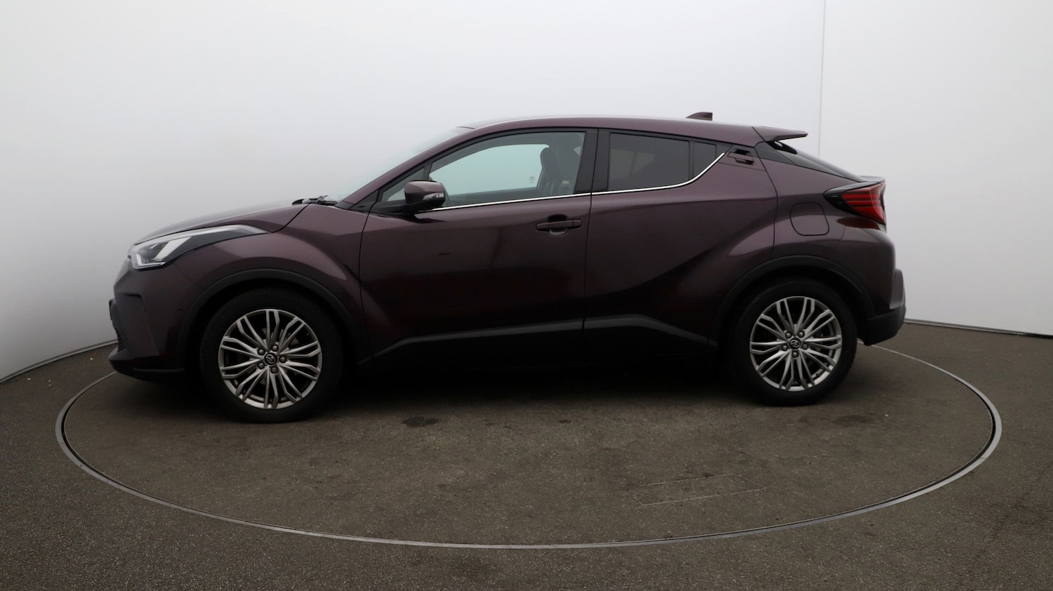 Used Toyota C-HR 2023 for sale - 76809706: Photo 57