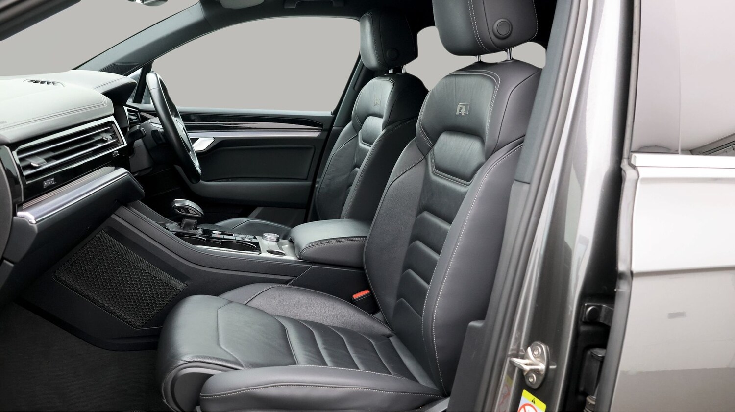 Used Volkswagen Touareg 2019 for sale - 77258029: Photo 14