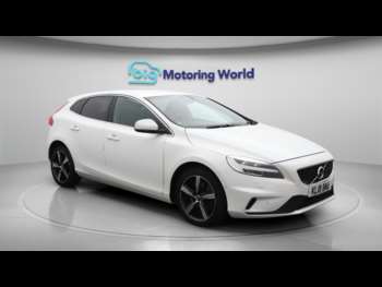 Used Volvo V40 2018 for sale - 75127524: Photo