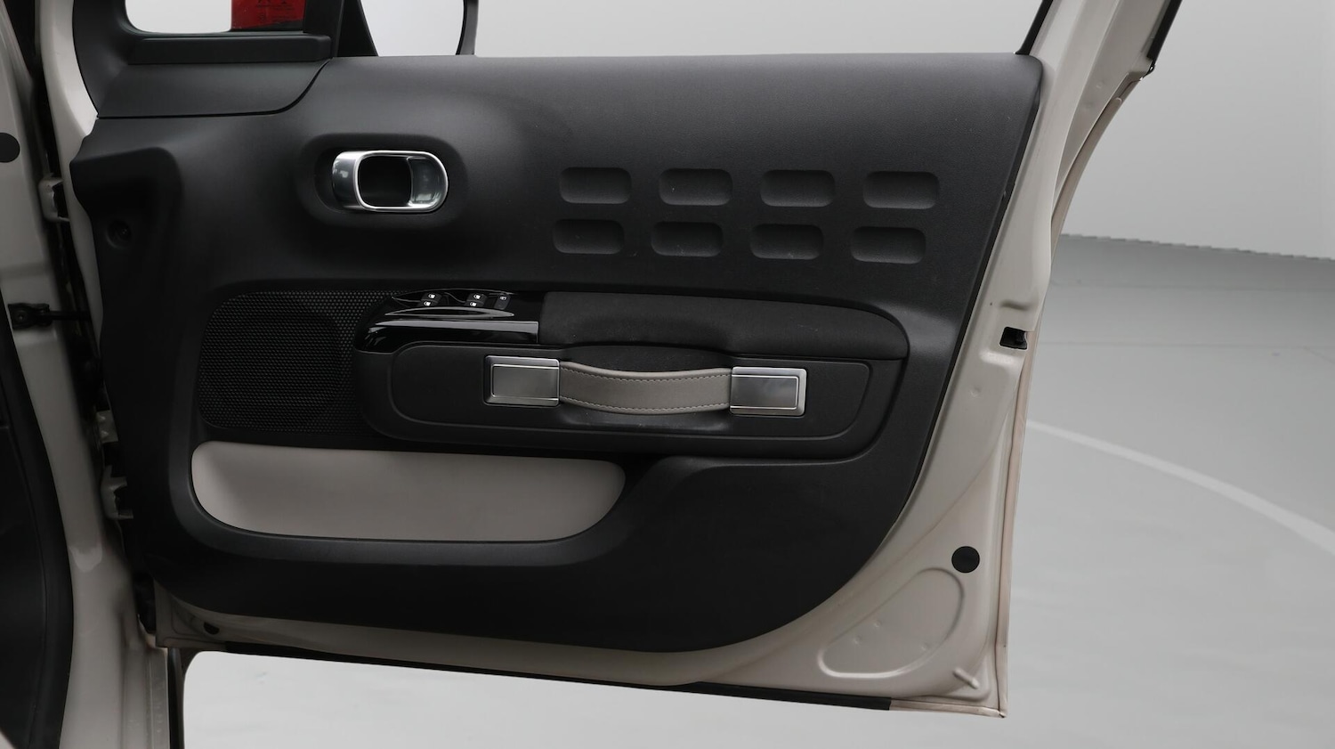 Used Citroen C3 2021 for sale - 76432431: Photo 16