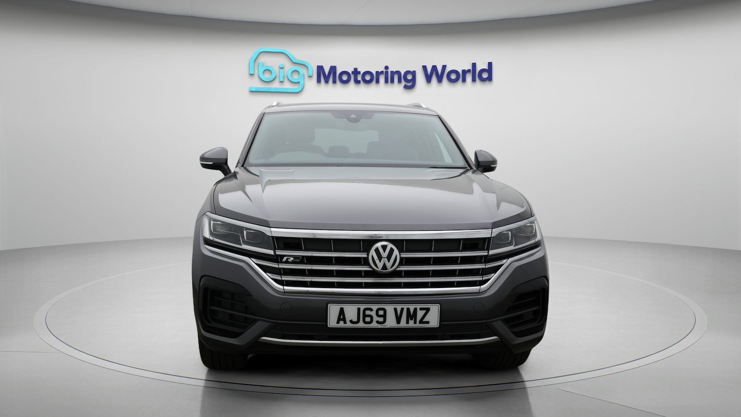 Used Volkswagen Touareg 2019 for sale - 77381132: Photo 2