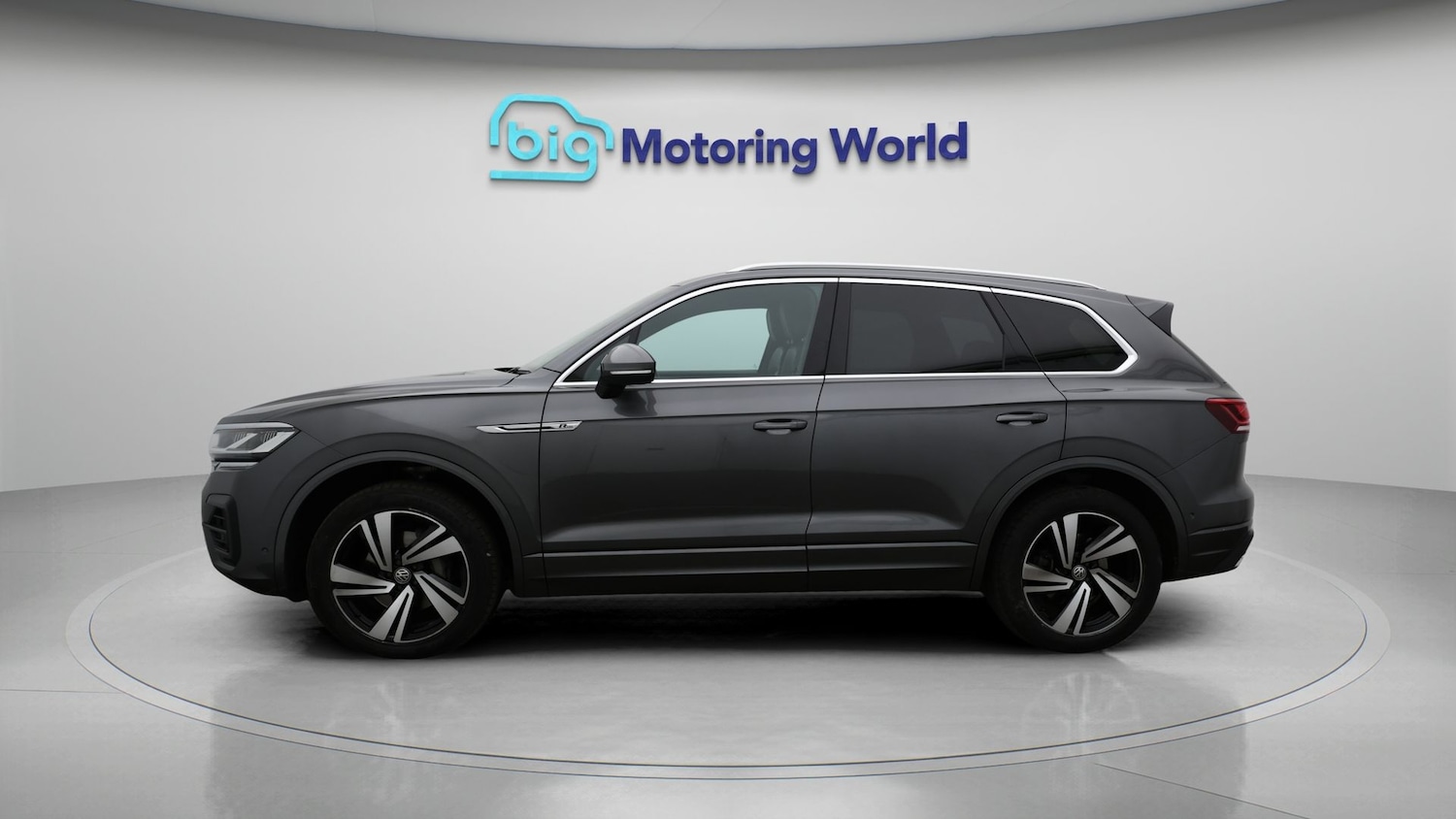 Used Volkswagen Touareg 2019 for sale - 77381132: Photo 4